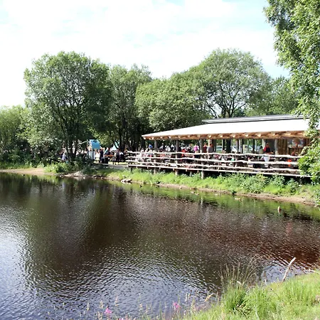 Vandrerhjem Zoo *